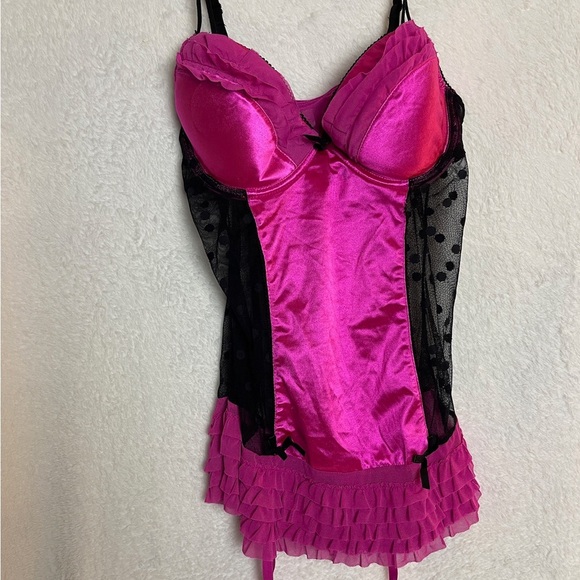 Vibrant Fuchsia and Black Chemise - Picture 1 of 7